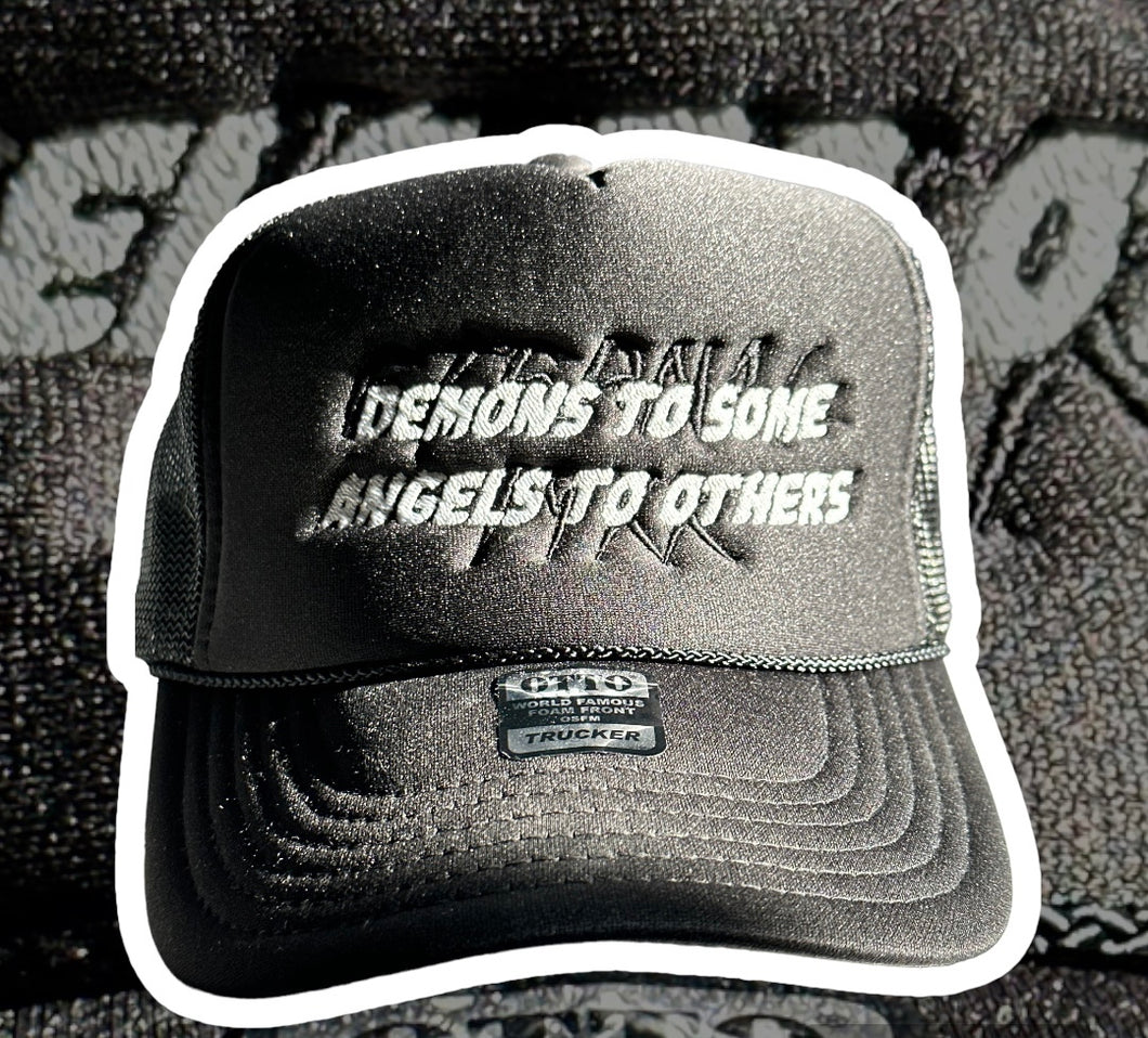 ANGELS Trucker