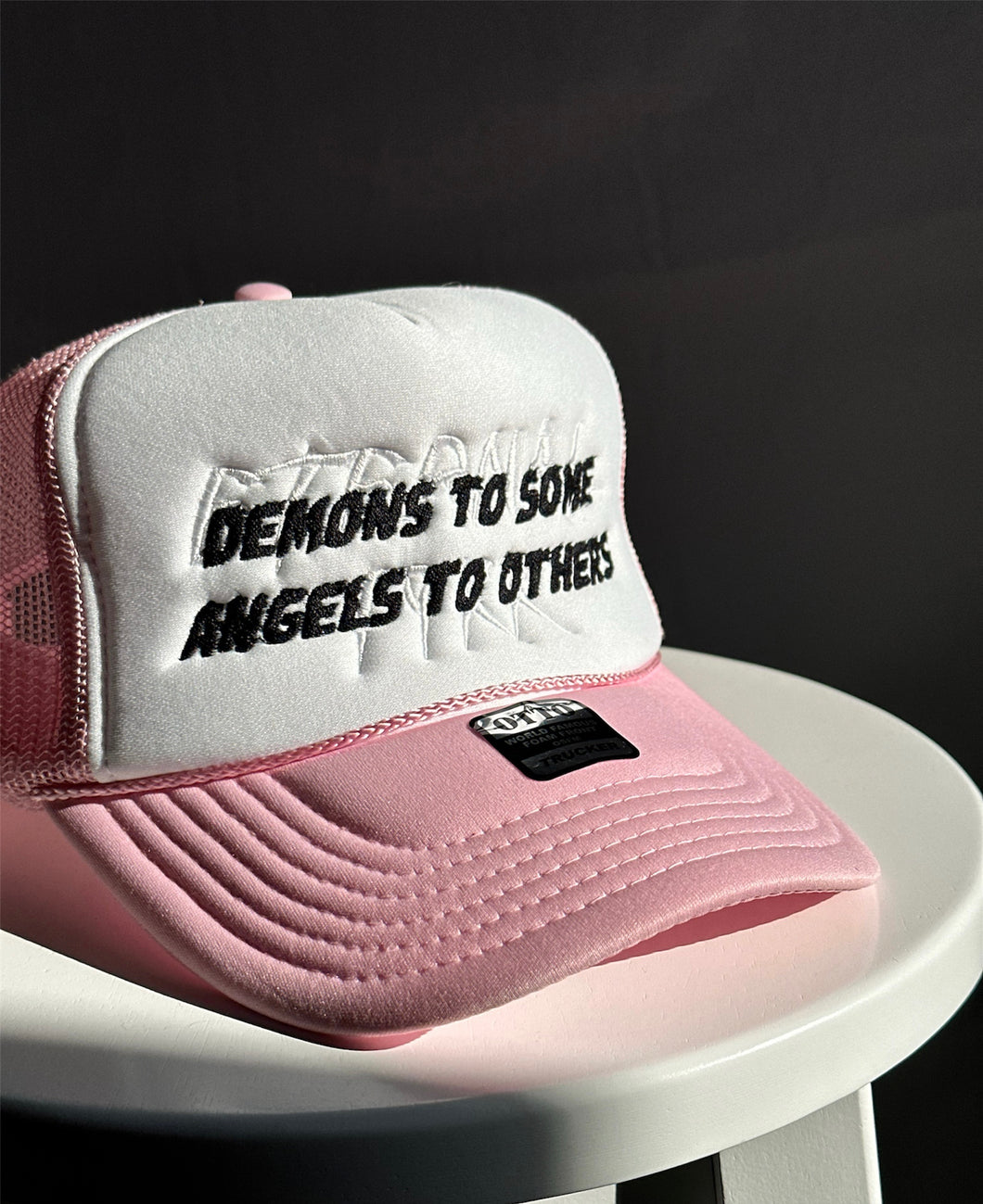 ANGELS Trucker